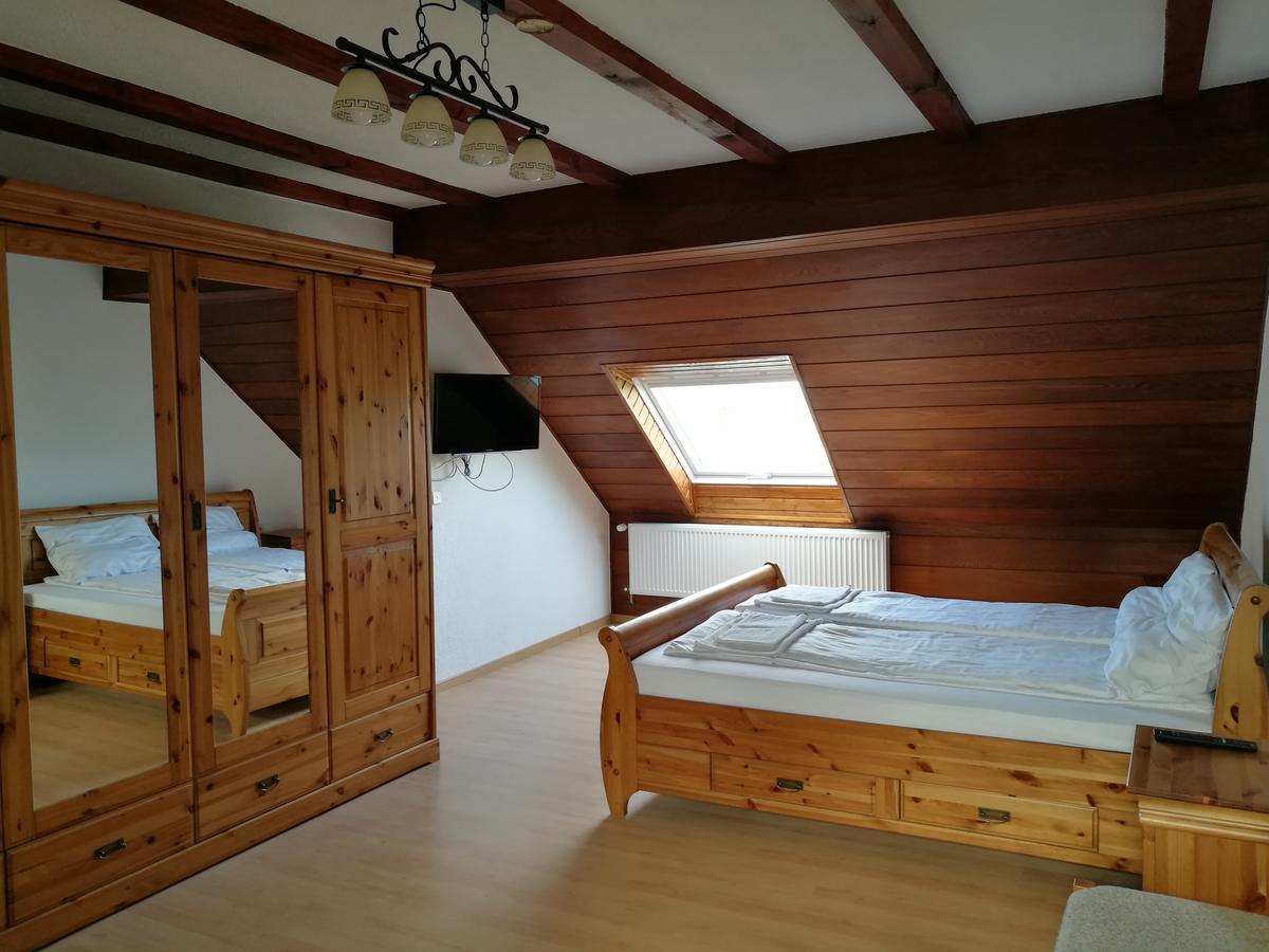 Landhaus Zum Mushof Hotel Wethen Екстериор снимка