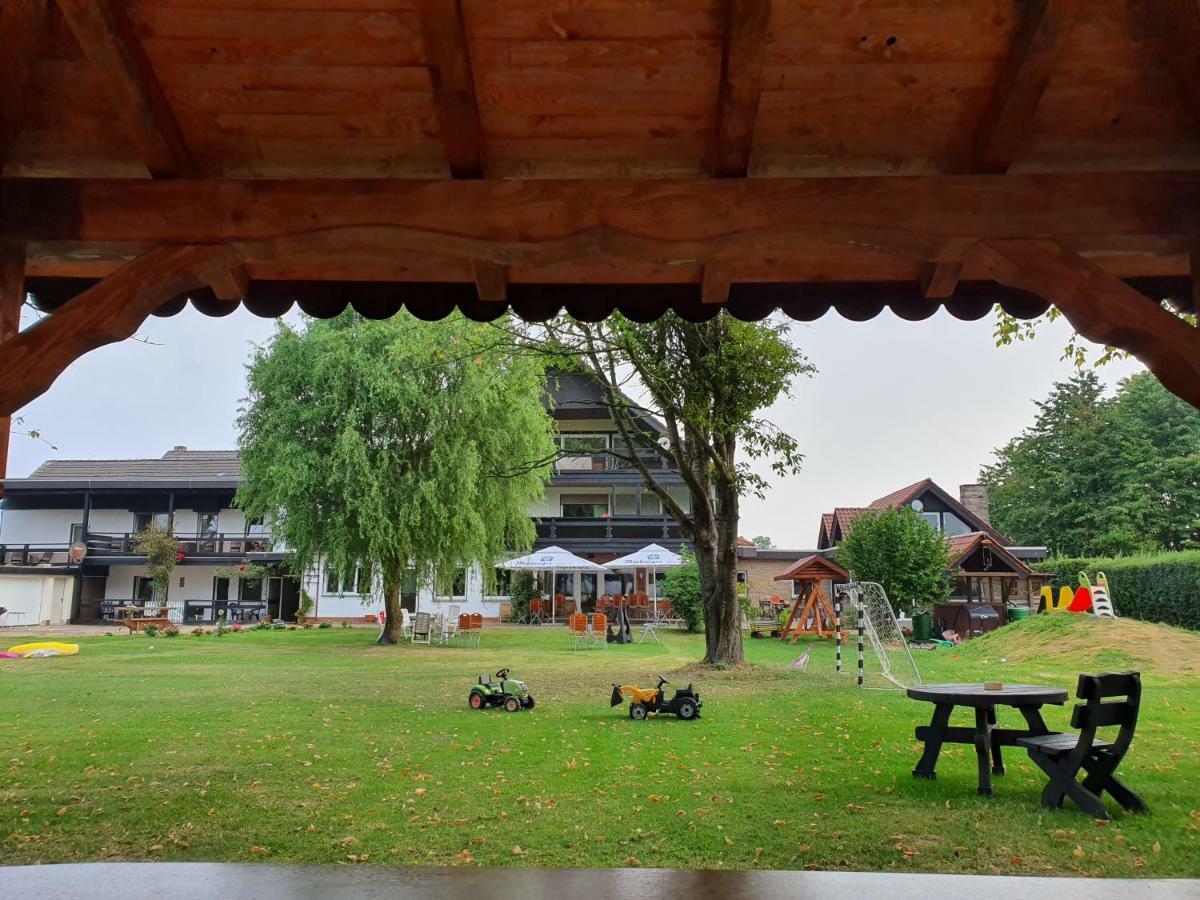 Landhaus Zum Mushof Hotel Wethen Екстериор снимка